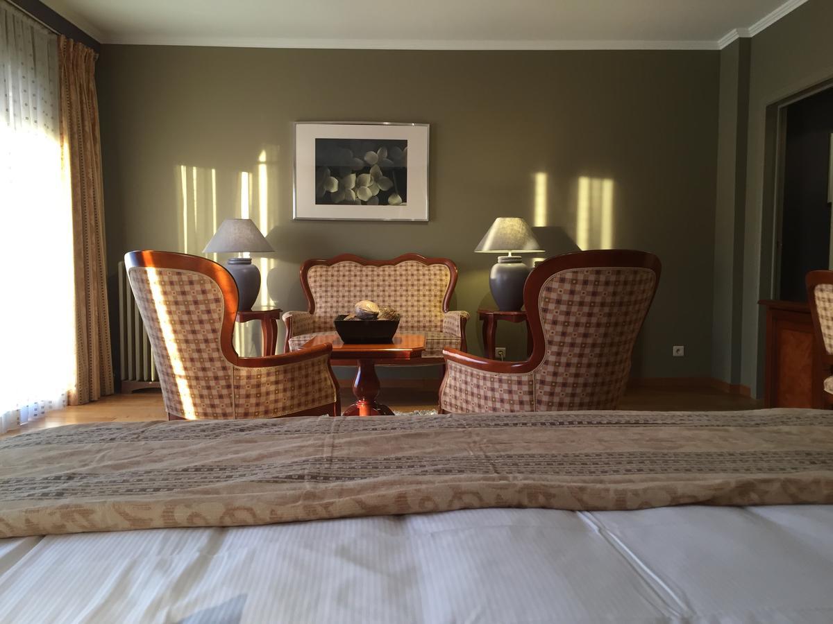 Hotel Panorama Бульон Экстерьер фото